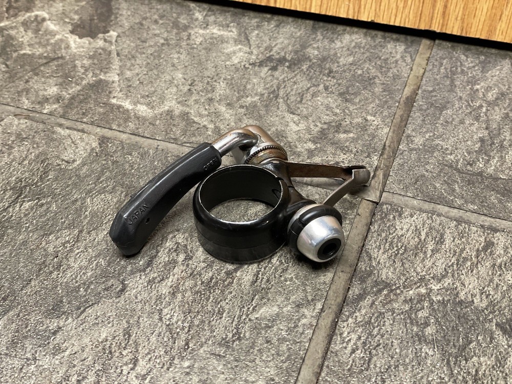 Vintage Dia Compe Seatpost Clamp With Cable Guide Hanger - Quick Release
