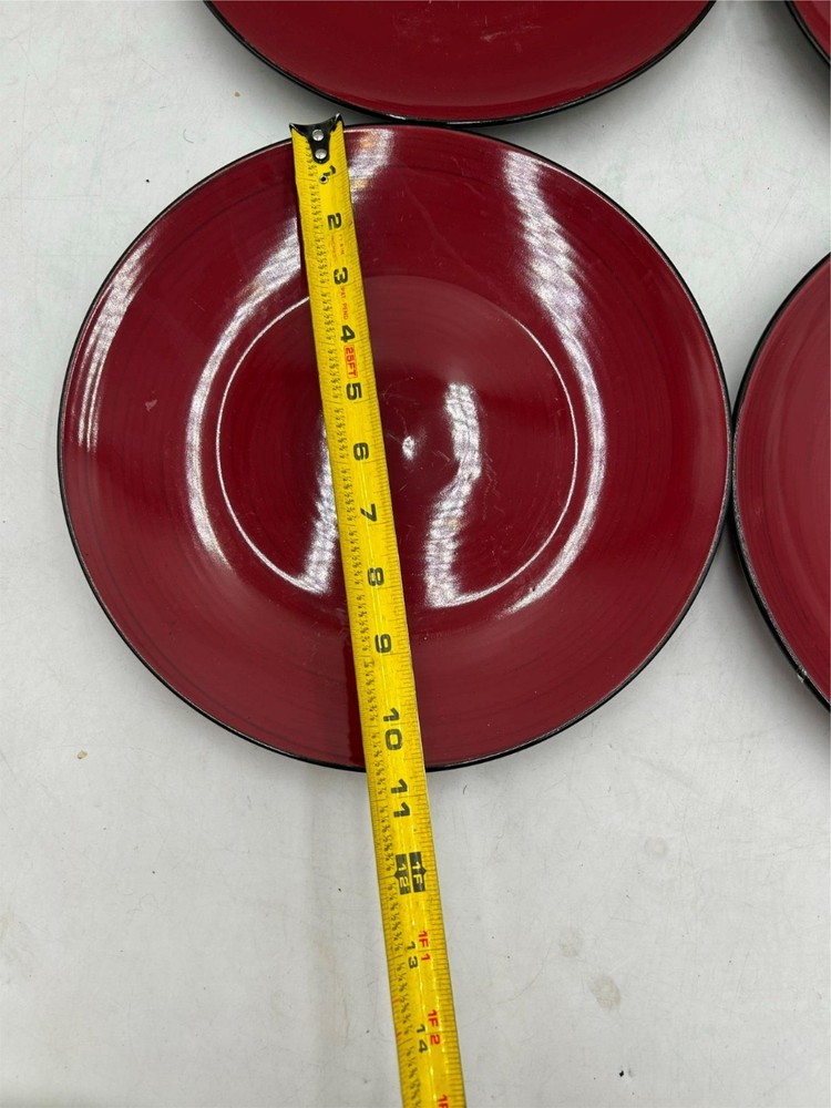 4) THOMSON DINNER PLATES BURGUNDY