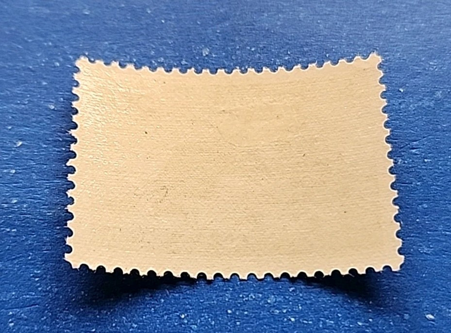 Finland Stamp, Scott 338 MLH