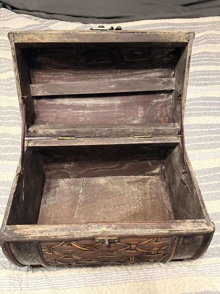 Vintage Bamboo Wicker Weaved Chest, Medium 15” X 12”