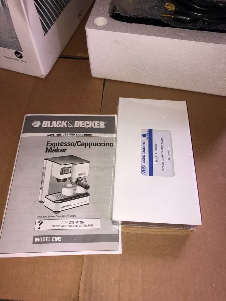 BLACK & DECKER MODEL EM5 ESPRESSO CAPUCCINO MAKER MACHINE