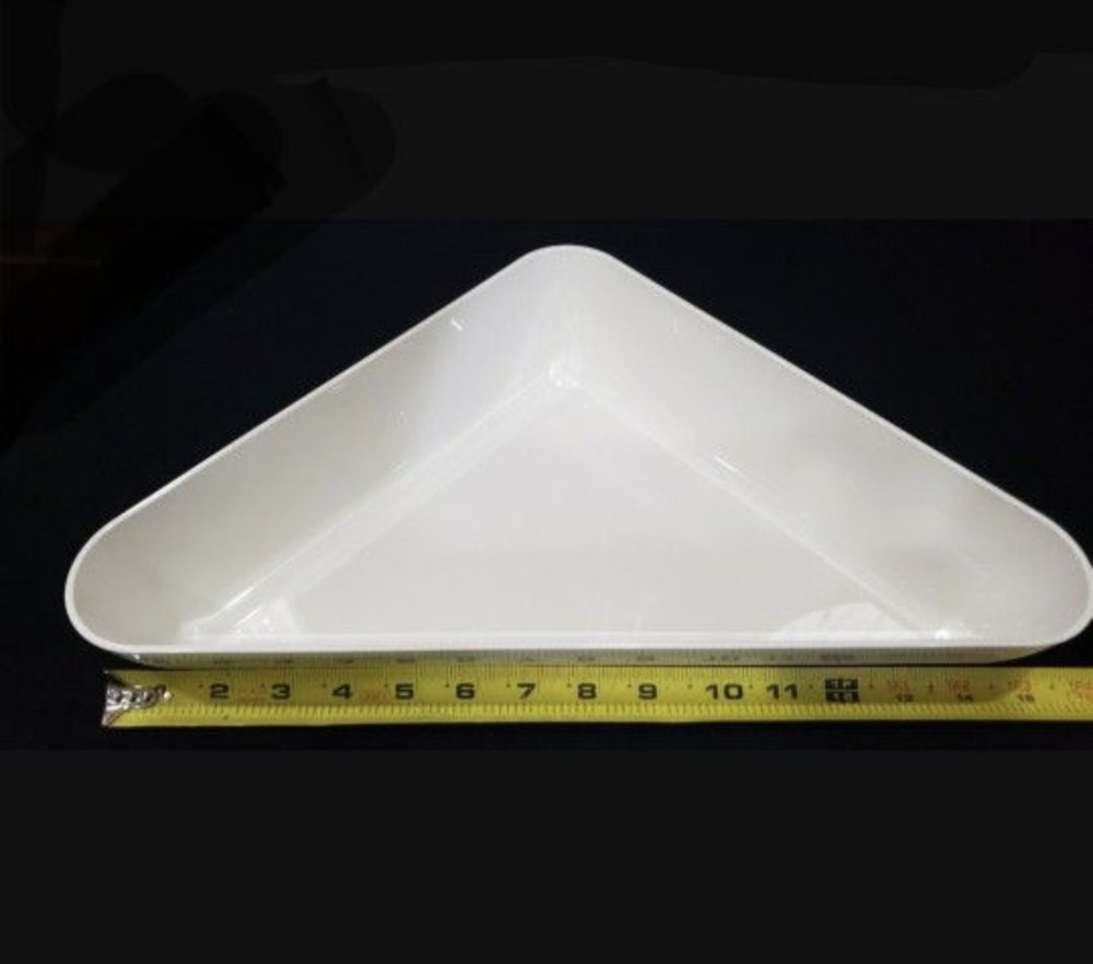 6 pack ! Cambro SFT1212148 White ShowFest 3 Quart Triangular Display Bowl Tray
