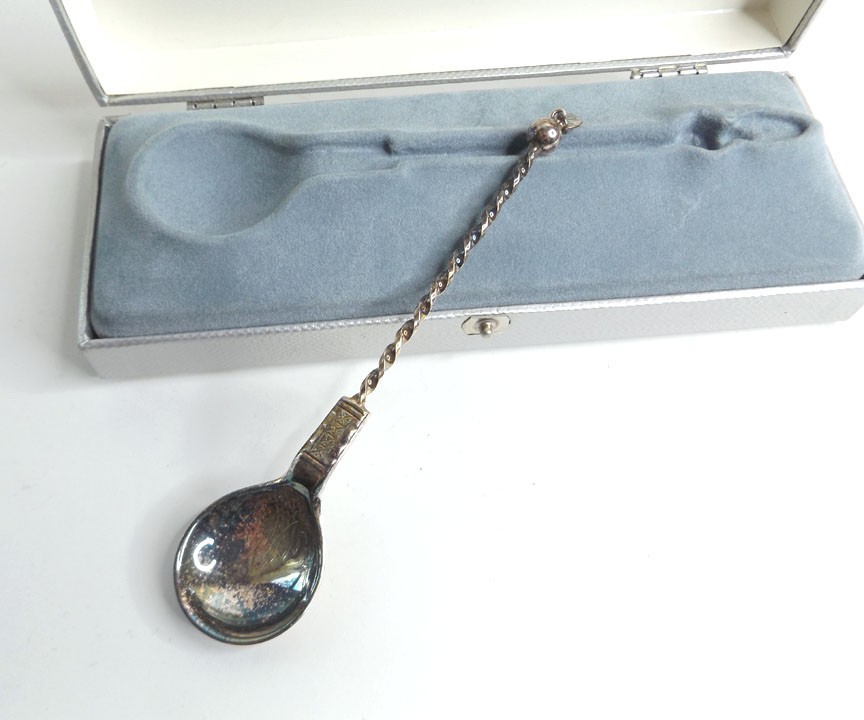 Norway 830S Silver Twist Handled Deep Bowl Spoon Original Case