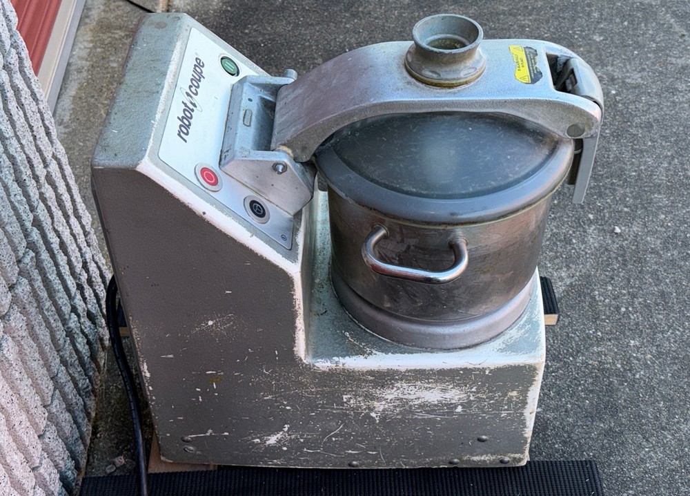 Robot Coupe R10 E Series Cutter Mixer - UNTESTED