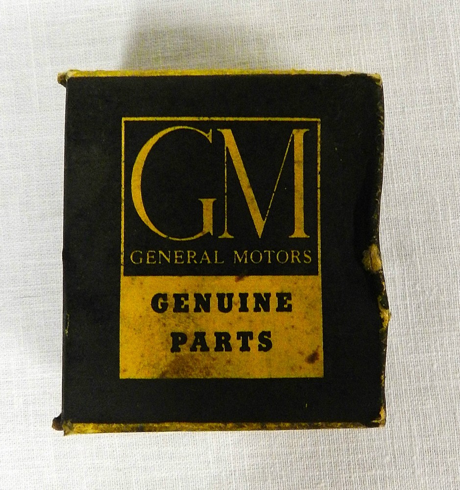 GM SECOND & THIRD SHIFTER YOKE ASSEMBLY in BOX
