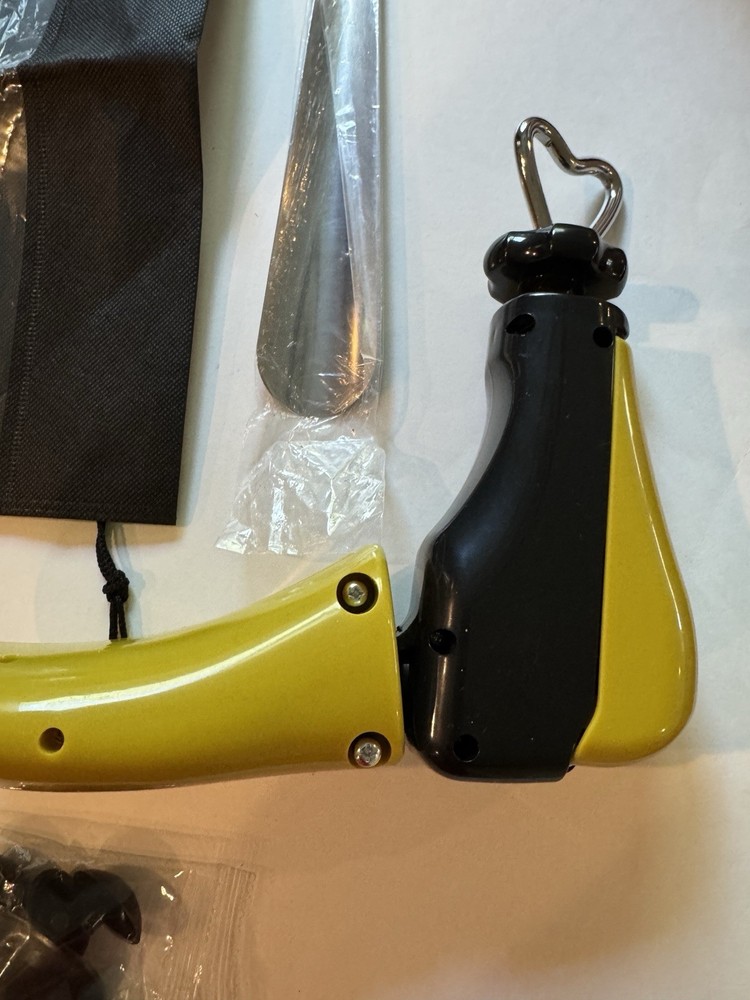 Portable Shoe Stretcher Widener Adjustable Shoe Tree Kit with Bag