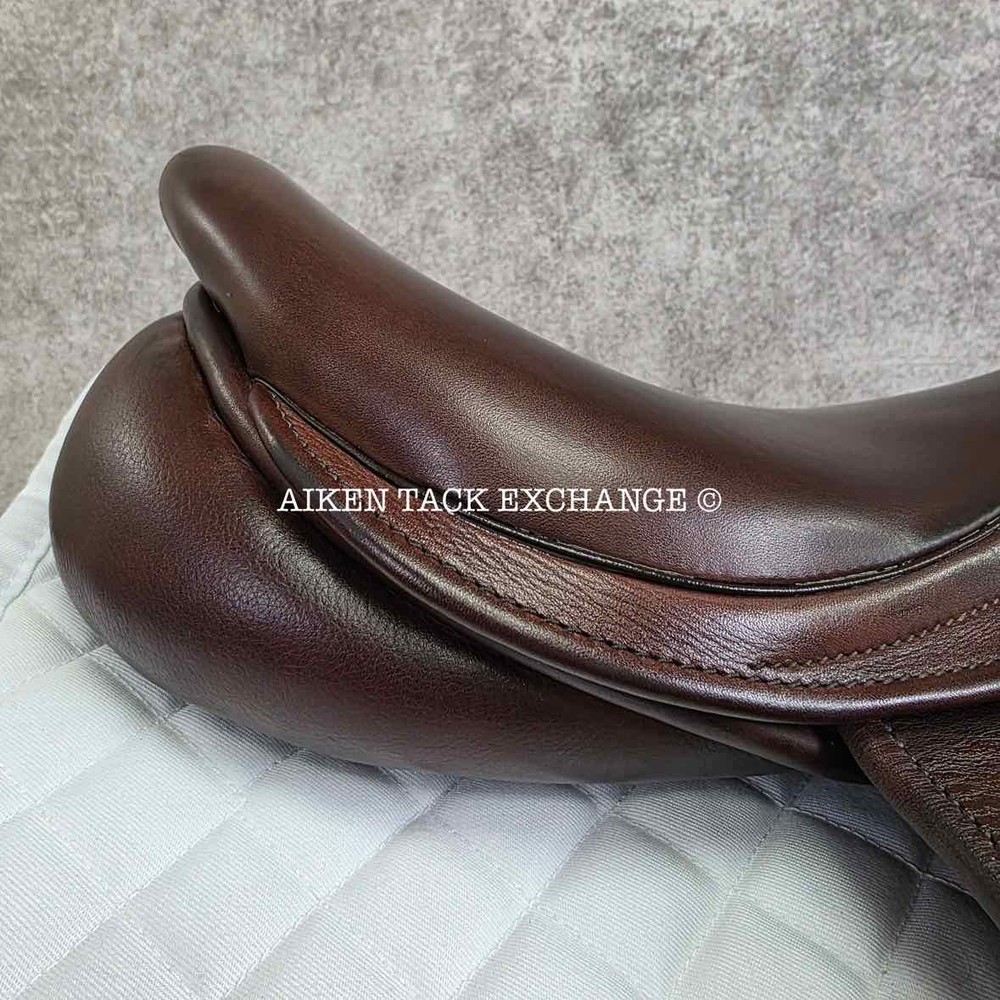 2017 County Innovation Jump Saddle, 17" Seat (Read Description)