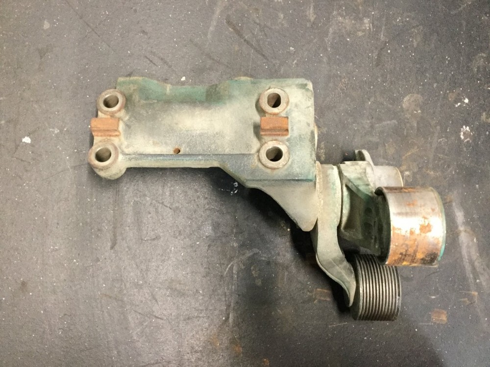 Volvo D13 Engine Mount - Used | P/N 21399488