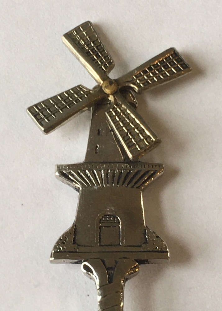 Windmill Vintage Souvenir Spoon Collectible