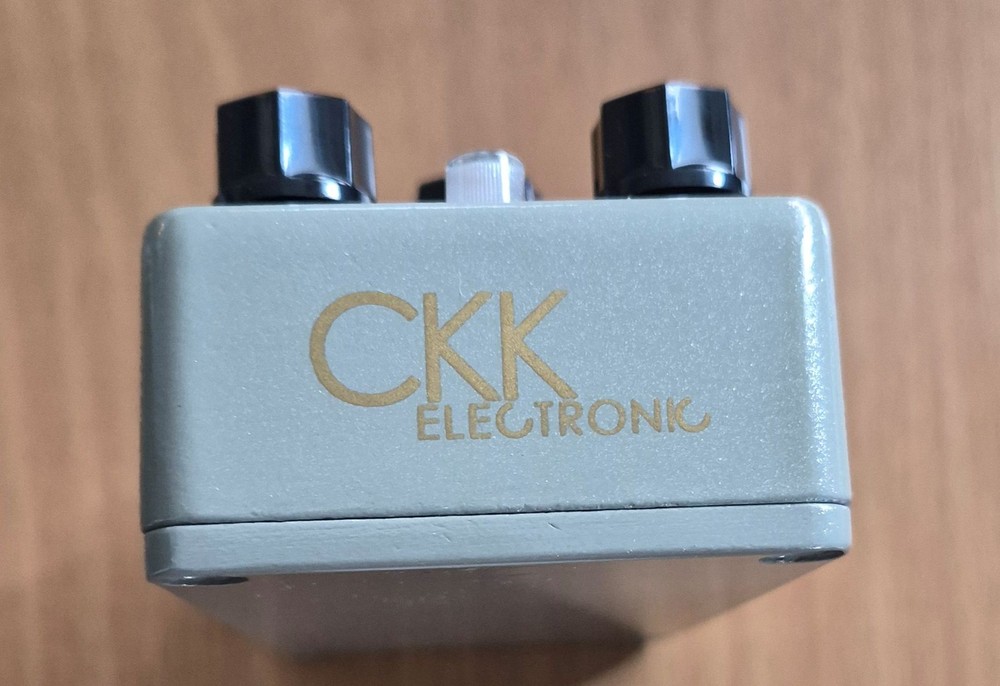 CKK Electronic Royal Fuzz Distortion Effect Pedal
