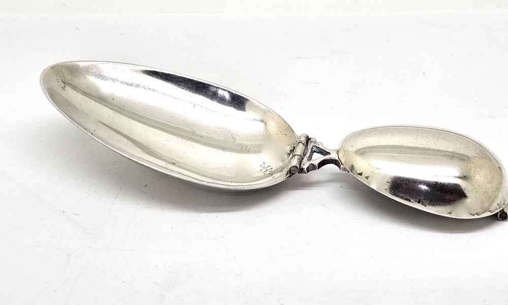ANTIQUE SOLID 800 SILVER DOUBLE BOWL FOLDING TRAVEL MECICNE SPOON,ROMA W/EAGLE