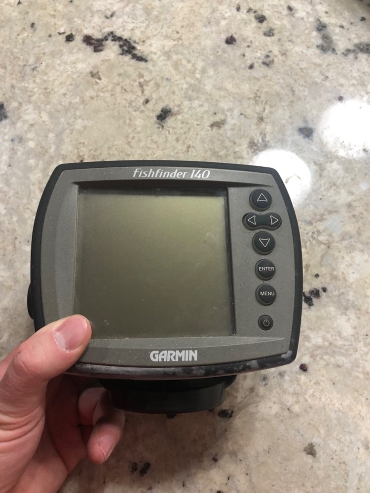 Garmin 140 Fish Finder Head Unit with Transducer