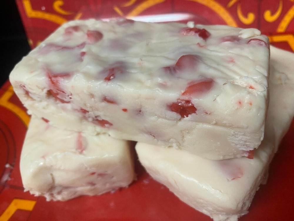 Cherry Cheesecake Fudge *nut free* 1/2 pound