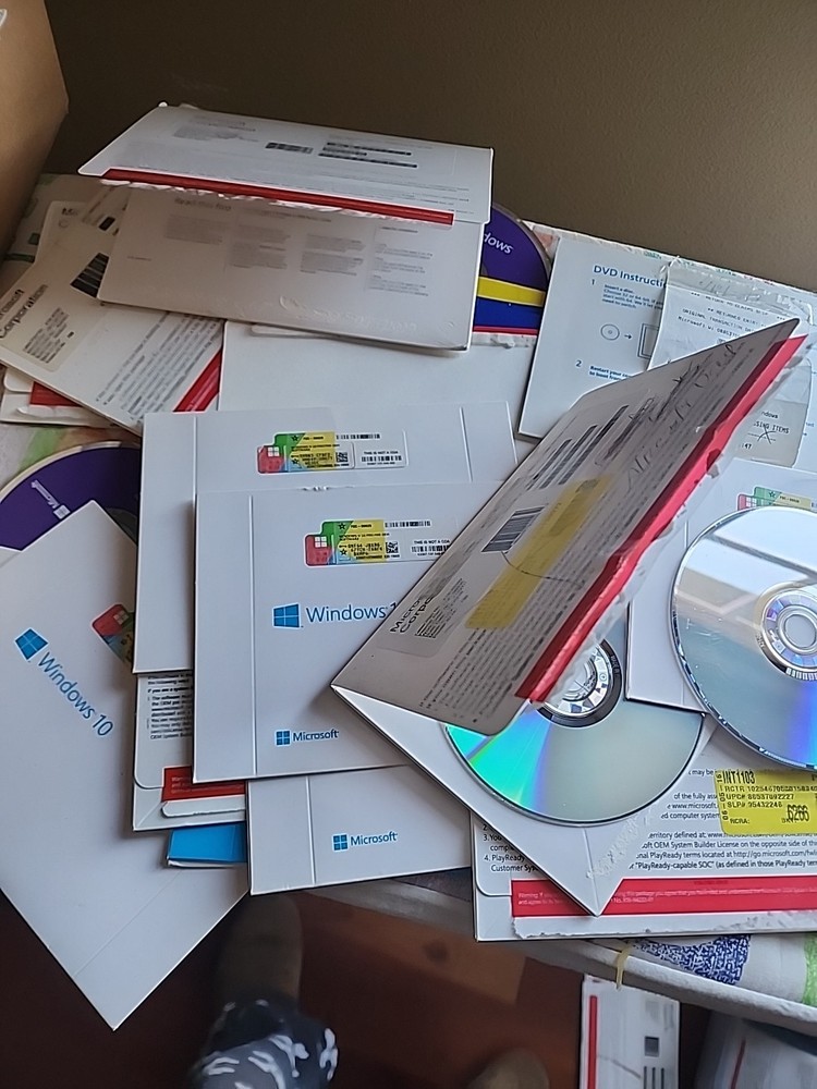 Microsoft Windows 10 Pro 64 Bit