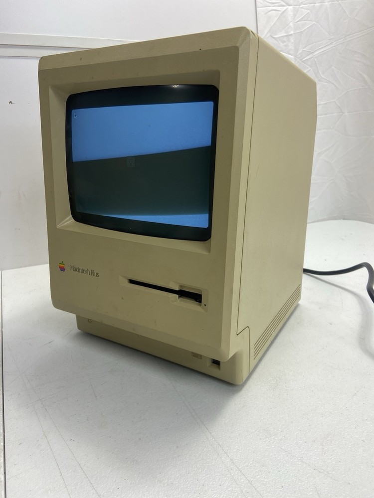 Apple Macintosh Plus 1MB Vintage Computer (PARTS ONLY)