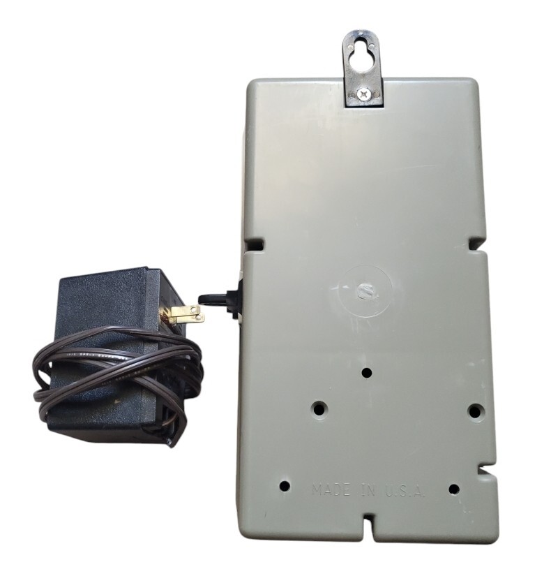 Lawnmaster Sprinkler Irrigation Controller Timer 9 Valve w Power Cord & Manual