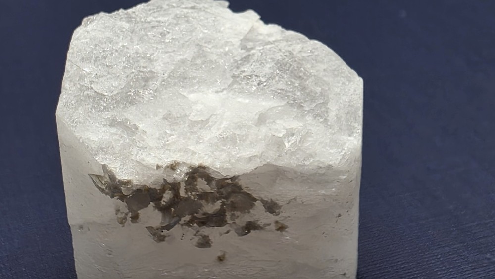 Mangano Calcite UV REACTIVE