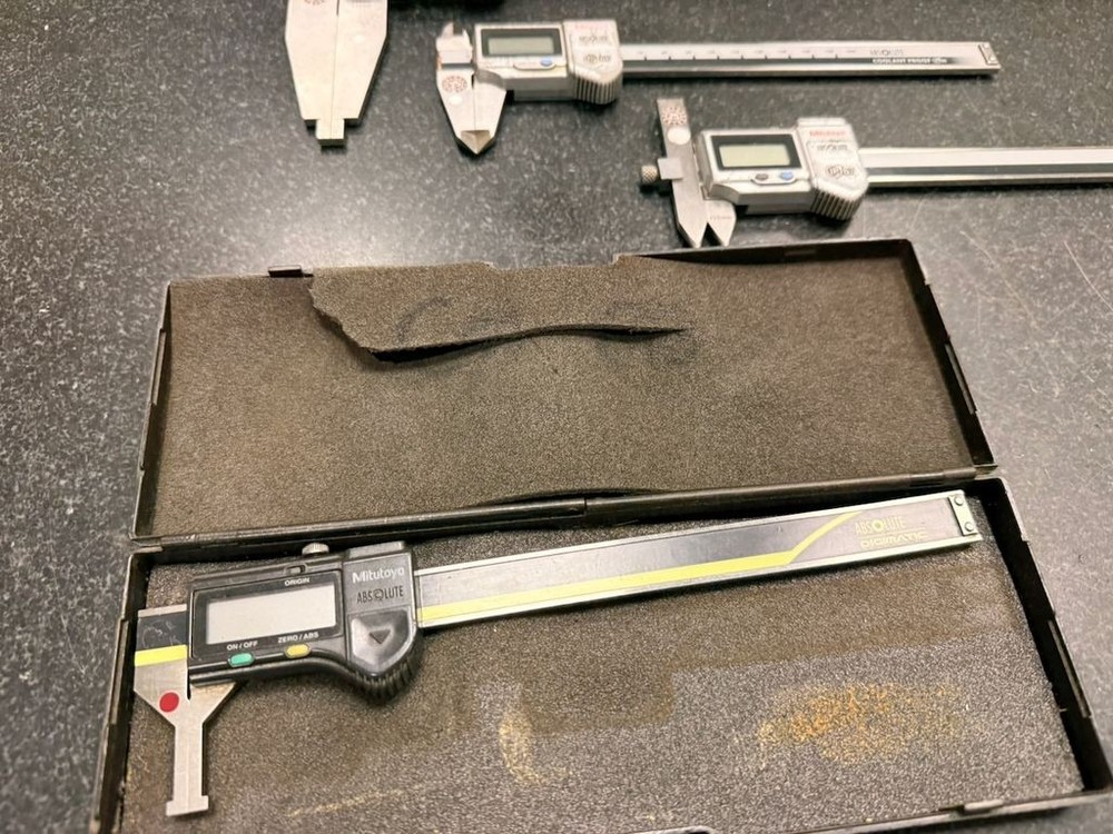 Mitutoyo Lot 4X Digital Calipers ABSOLUTE