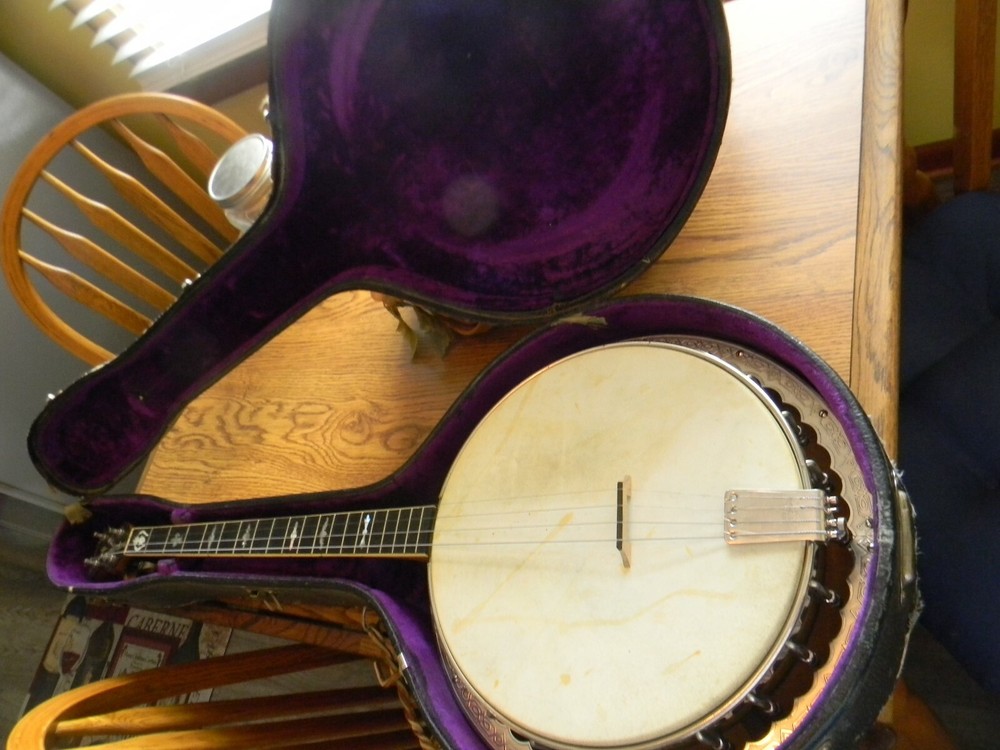 WASHBURN VINTAGE TENOR BANJO ("NICE")