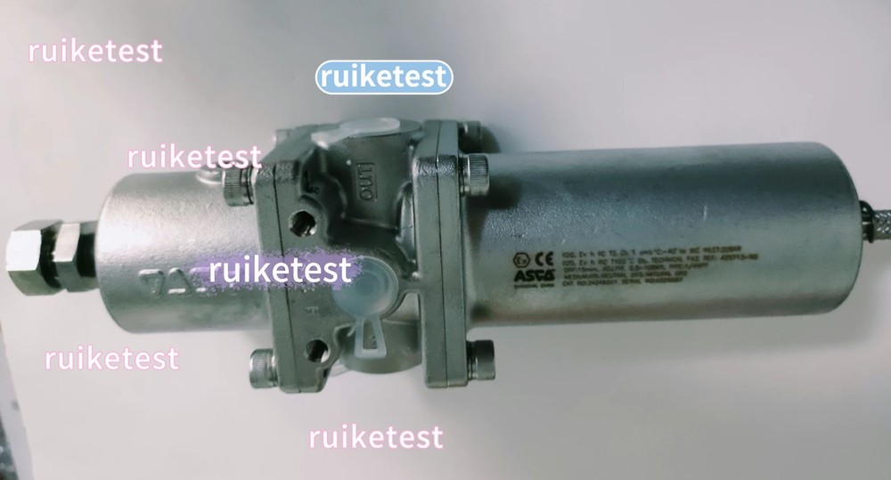 1pcs 342A8201 pressure reducing valve