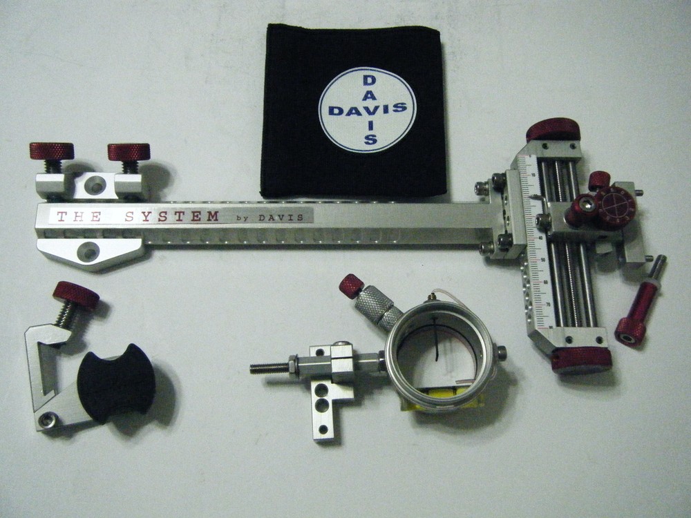 4" DAVIS TARGET SIGHT- Double knob mount -Silver/Red knobs-scope .010 red.