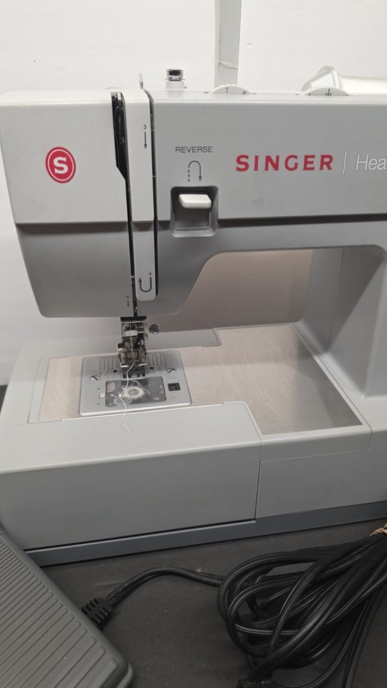 SINGER Model 4411 Heavy Duty Sewing Machine