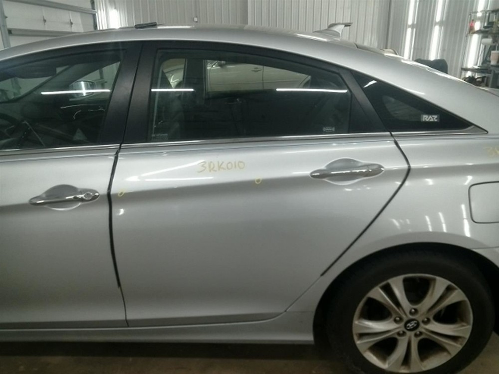 Engine ECM Electronic Control Module 2.4L Automatic Fits 11-14 SONATA 104939912