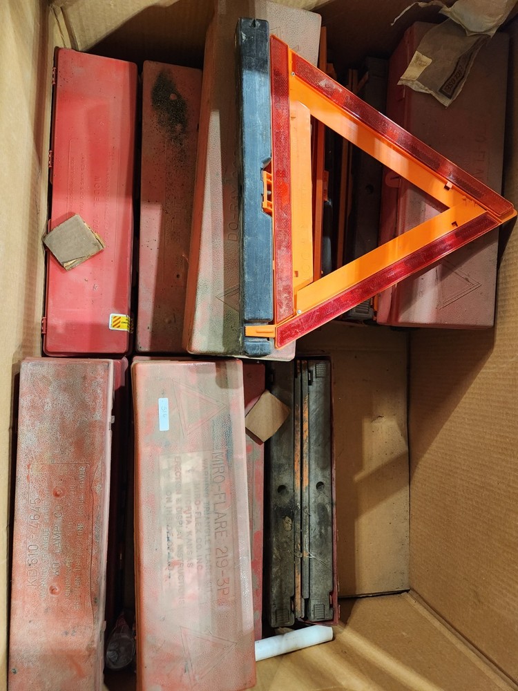 Highway Warning Reflective Triangle Set (3 triangles in a set)