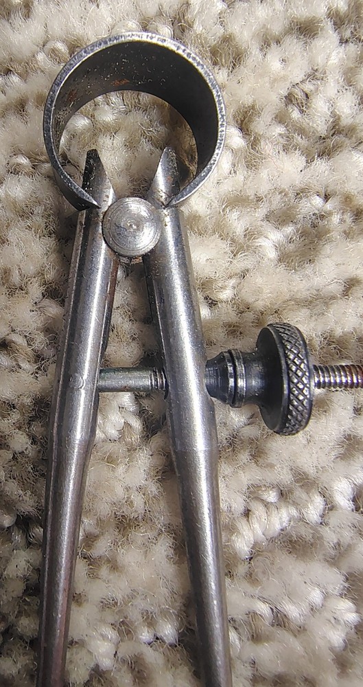 🗽 VINTAGE MINI 2-1/4" ID CALIPER