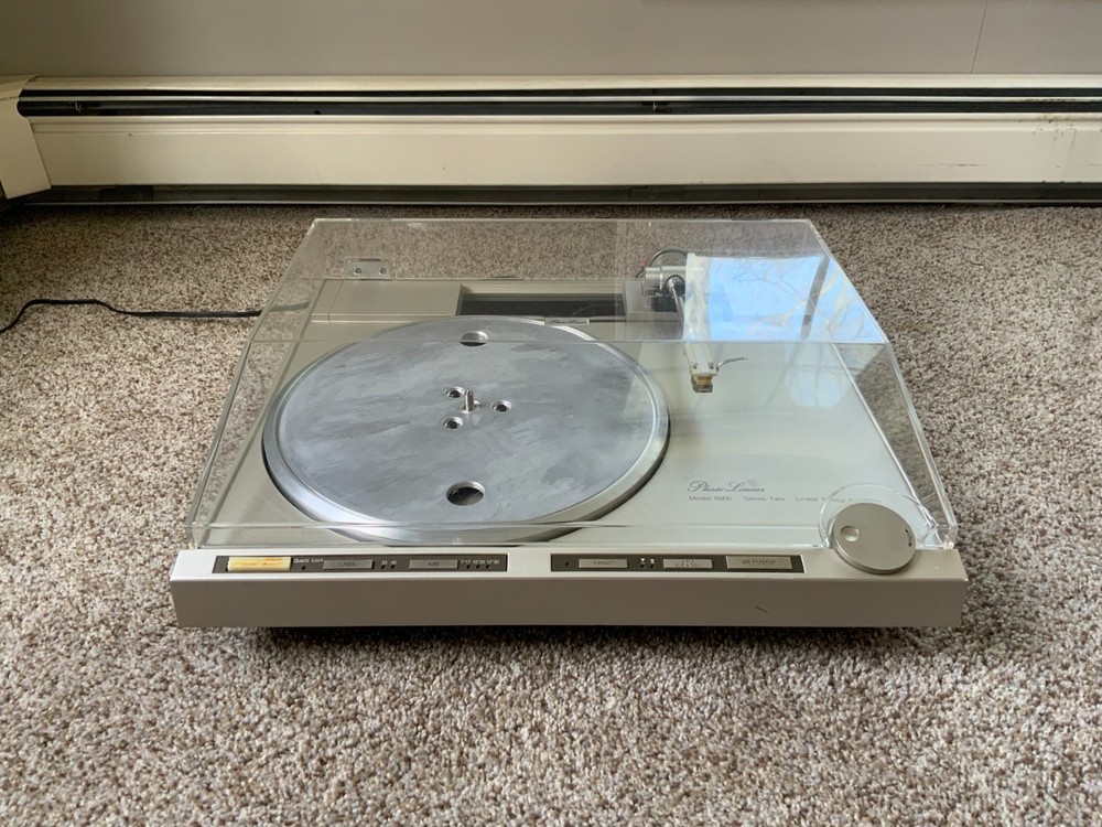 Phase Linear Model 8000 Linear Motor Turntable Series 2 - Untested - Powers On!