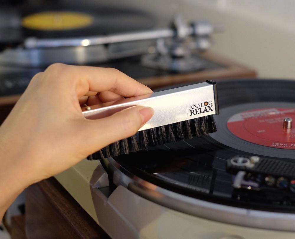 Analog Relax Anti-Static Brush