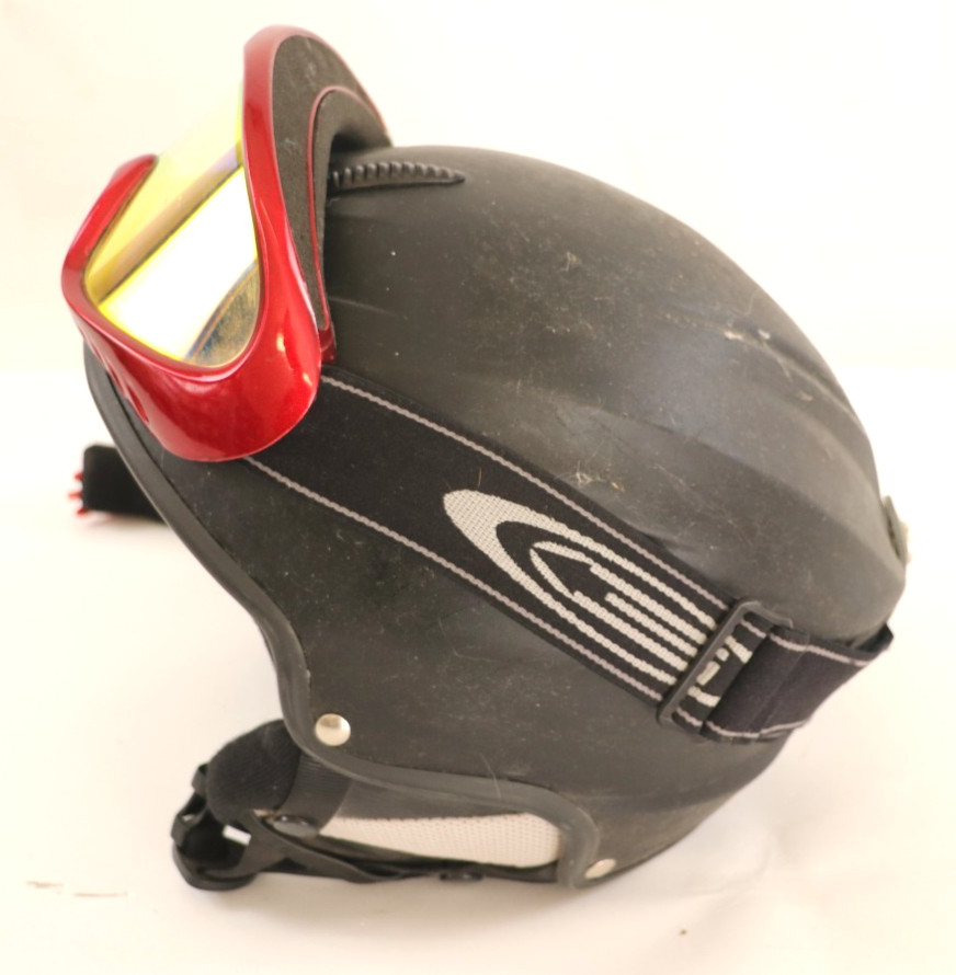 Ski & Snowboard Helmet Size Adjustable | Adjustable Vents with Goggles