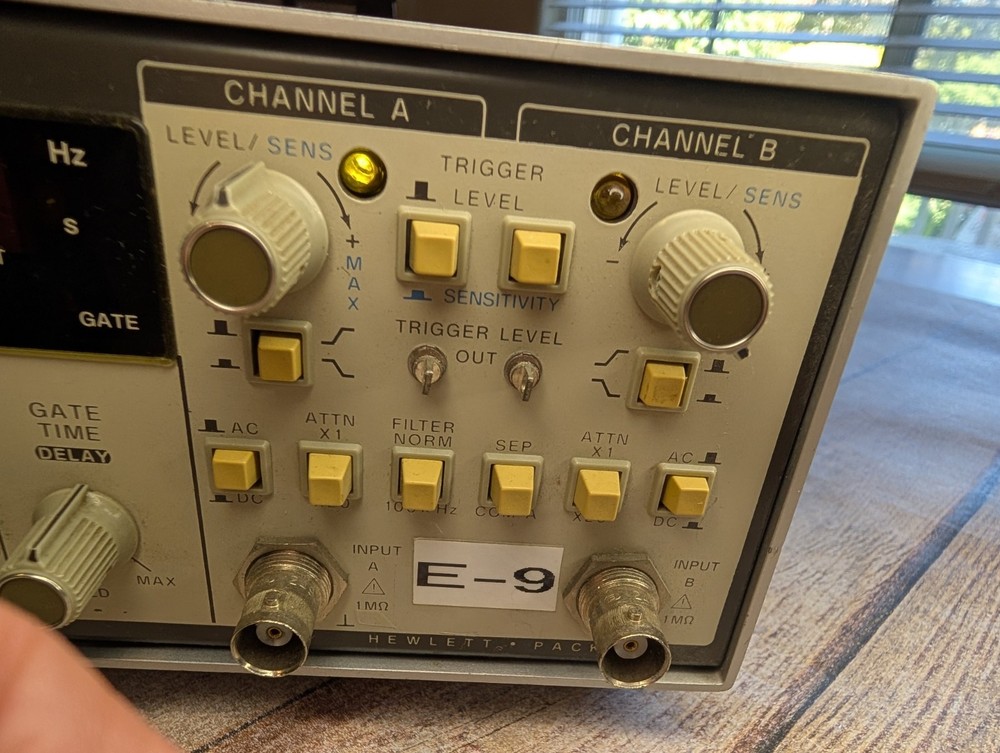 HP 5316A Universal Counter Powers On