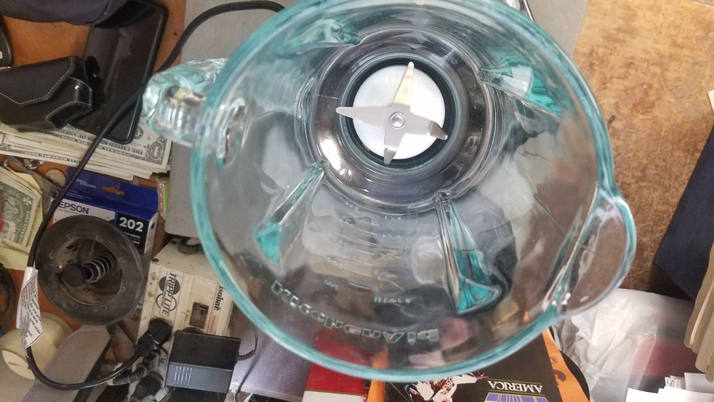 KitchenAid Blender Model KSB50B4 Black 40 oz.