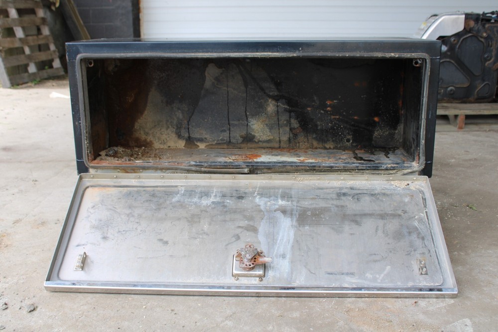 2015 Peterbilt Tow Truck Tool Box