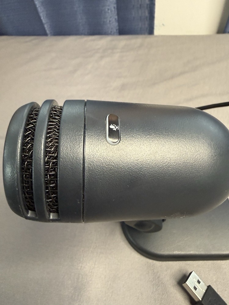 Onn. Surf USB Podcast Microphone- PC & Mac