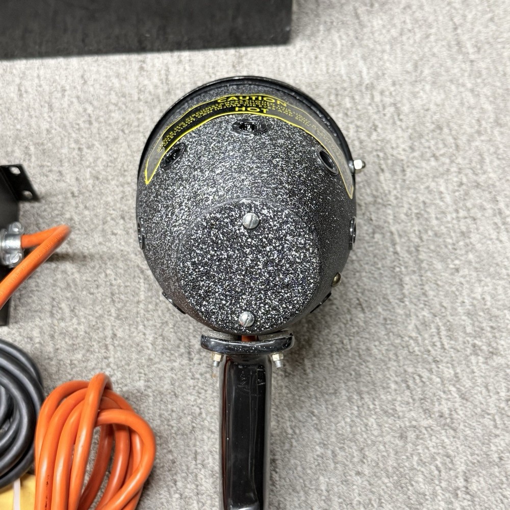 Magnaflux Blacklight Model ZB w/ Case