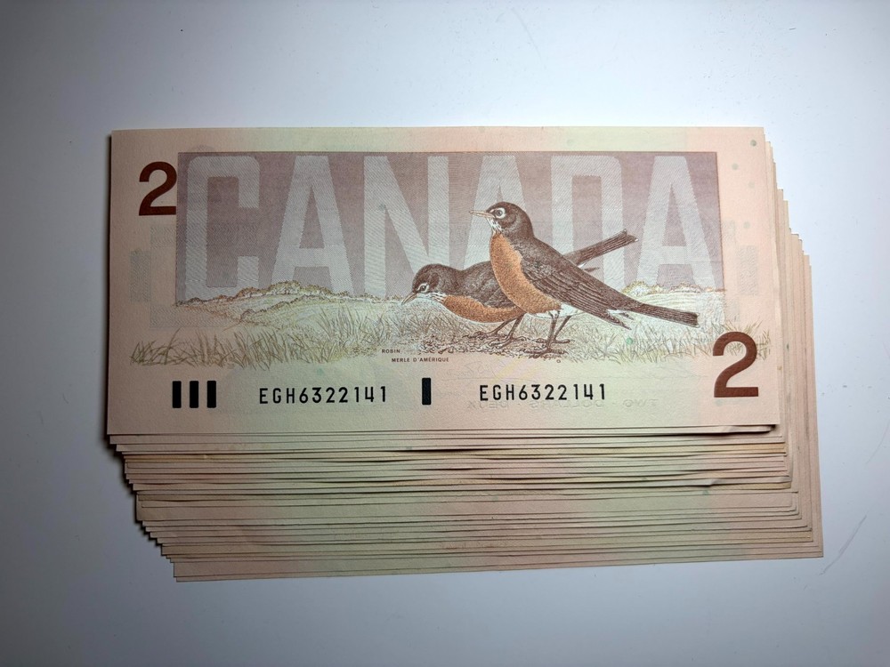 Canada 1986 Two Dollar Banknotes $2 Bills