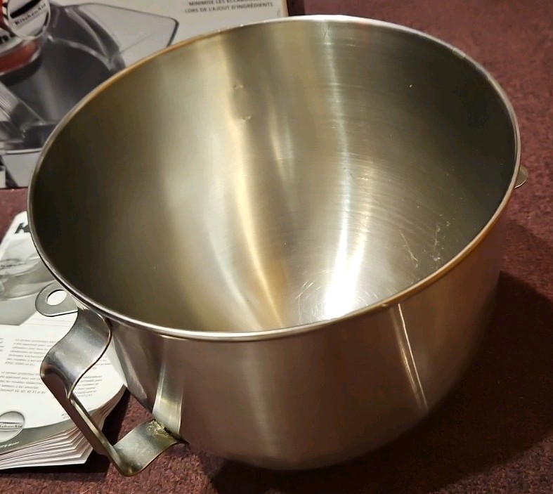 KitchenAid Mixing Bowl, Whisk, New Pouring Shield.