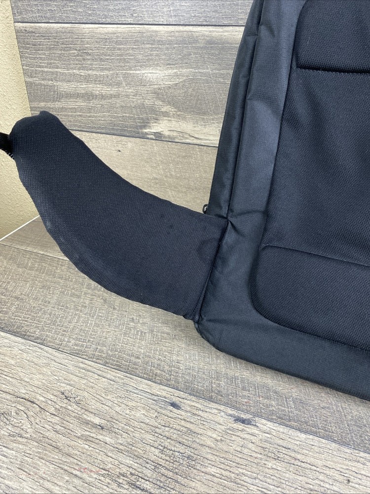 Black Incase ICON Backpack Slim