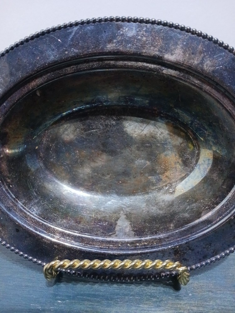 Beautiful 8" Silverplated Bowl - Gorgeous Toning