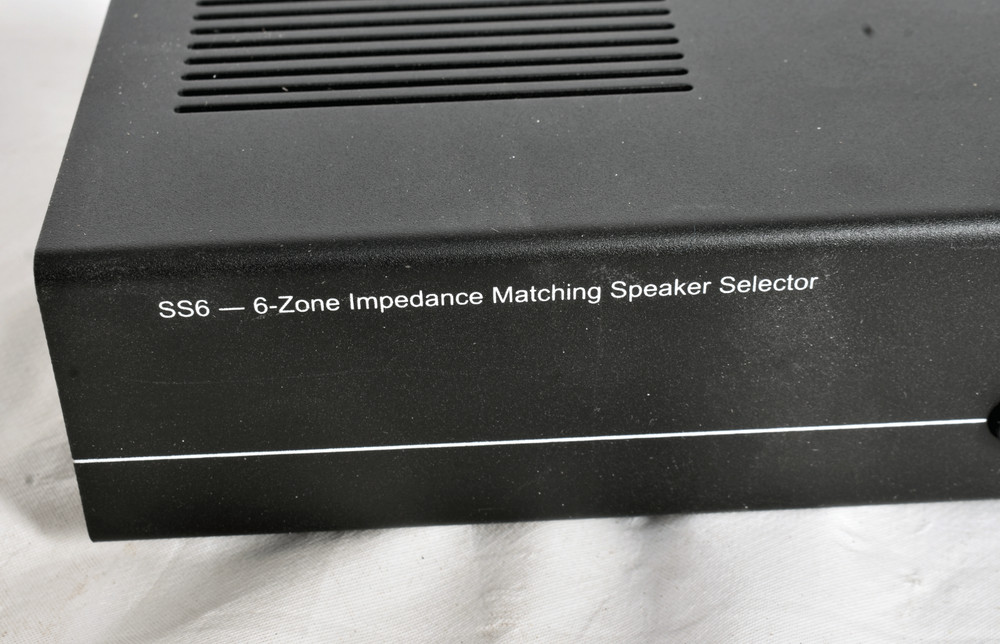 CATALYST AV 6 ZONE SPEAKER SELECTOR NEW OPEN BOX