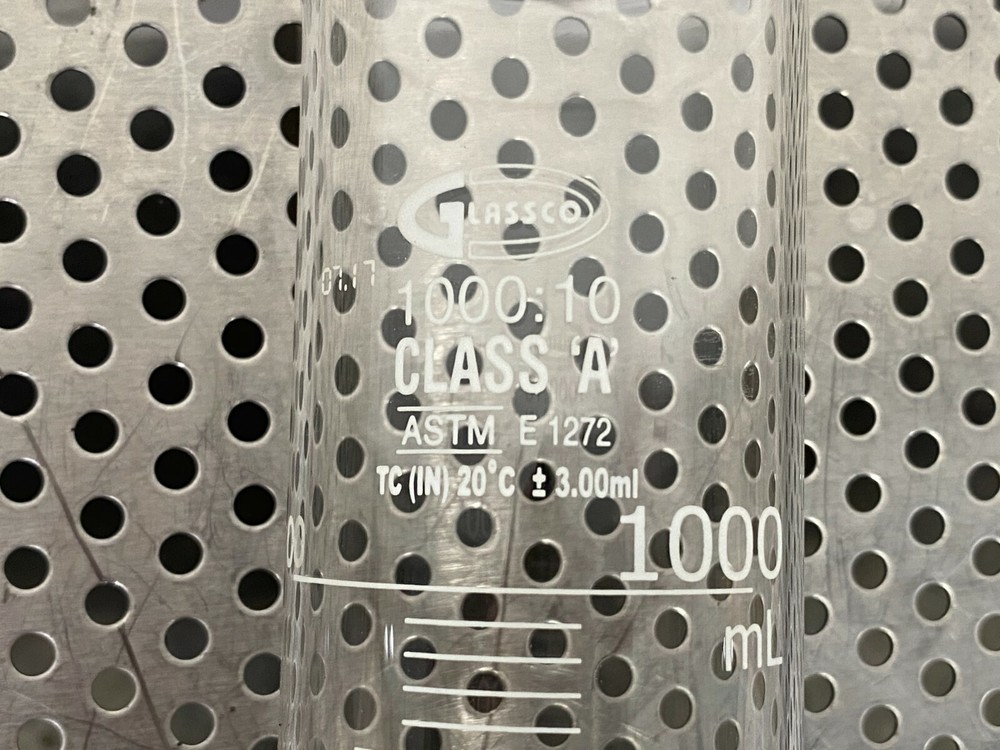 Glassco Class A 1000mL Measuring Cylinder