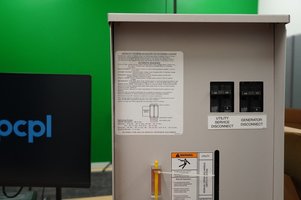 Generac RTSE100A3 Automatic Transfer Switch single phase, two pole, 100A 120/240