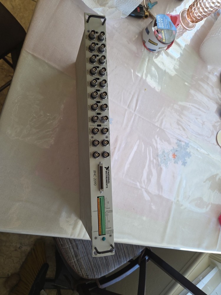 National Instruments BNC-2090 Rack-Mounted Terminal