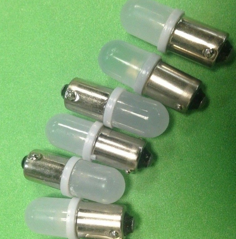 Vintage Pioneer SX-1000TW front panel LED lamps.