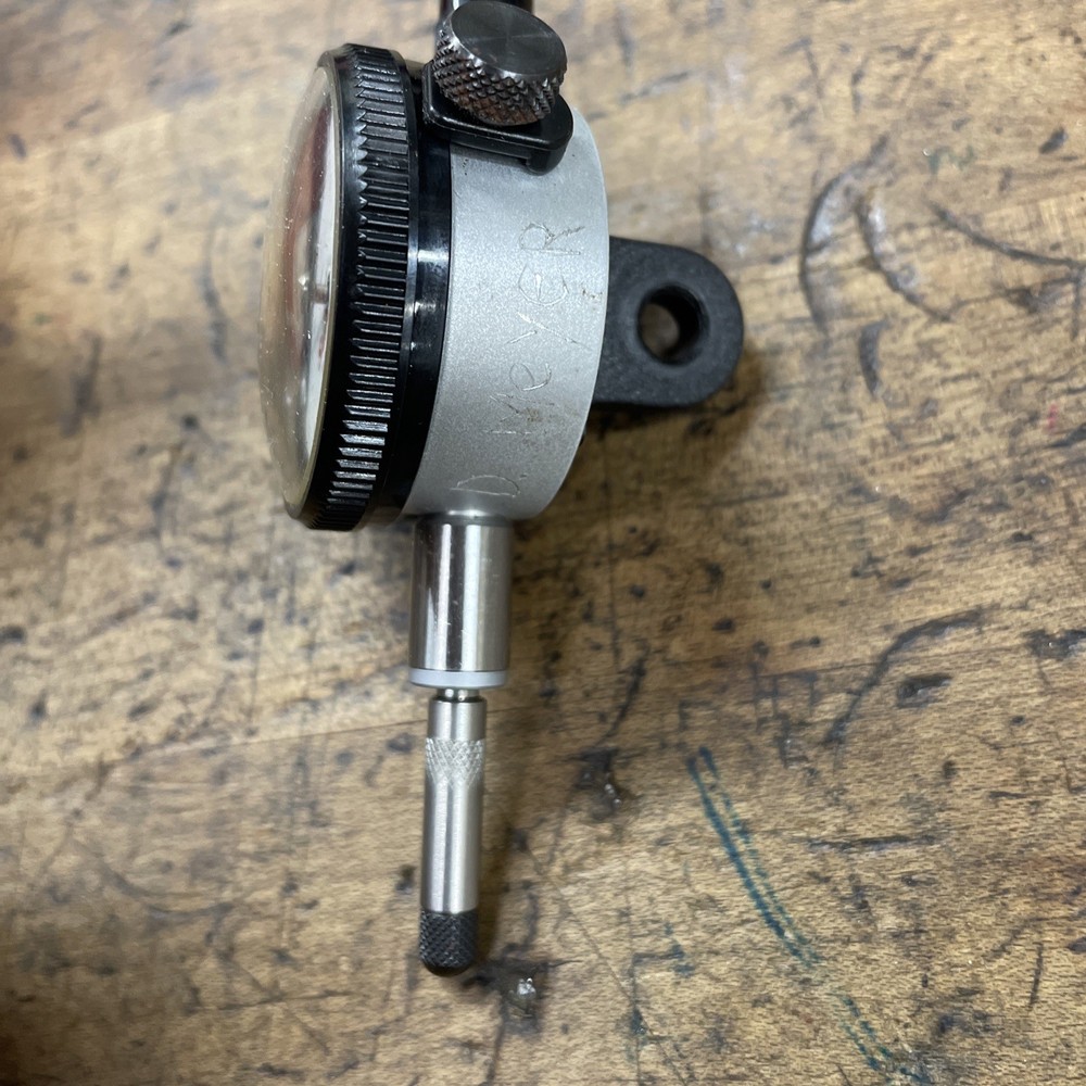 Starrett 81-211J Dial Indicator .0001 Range .025 Excellent Condition