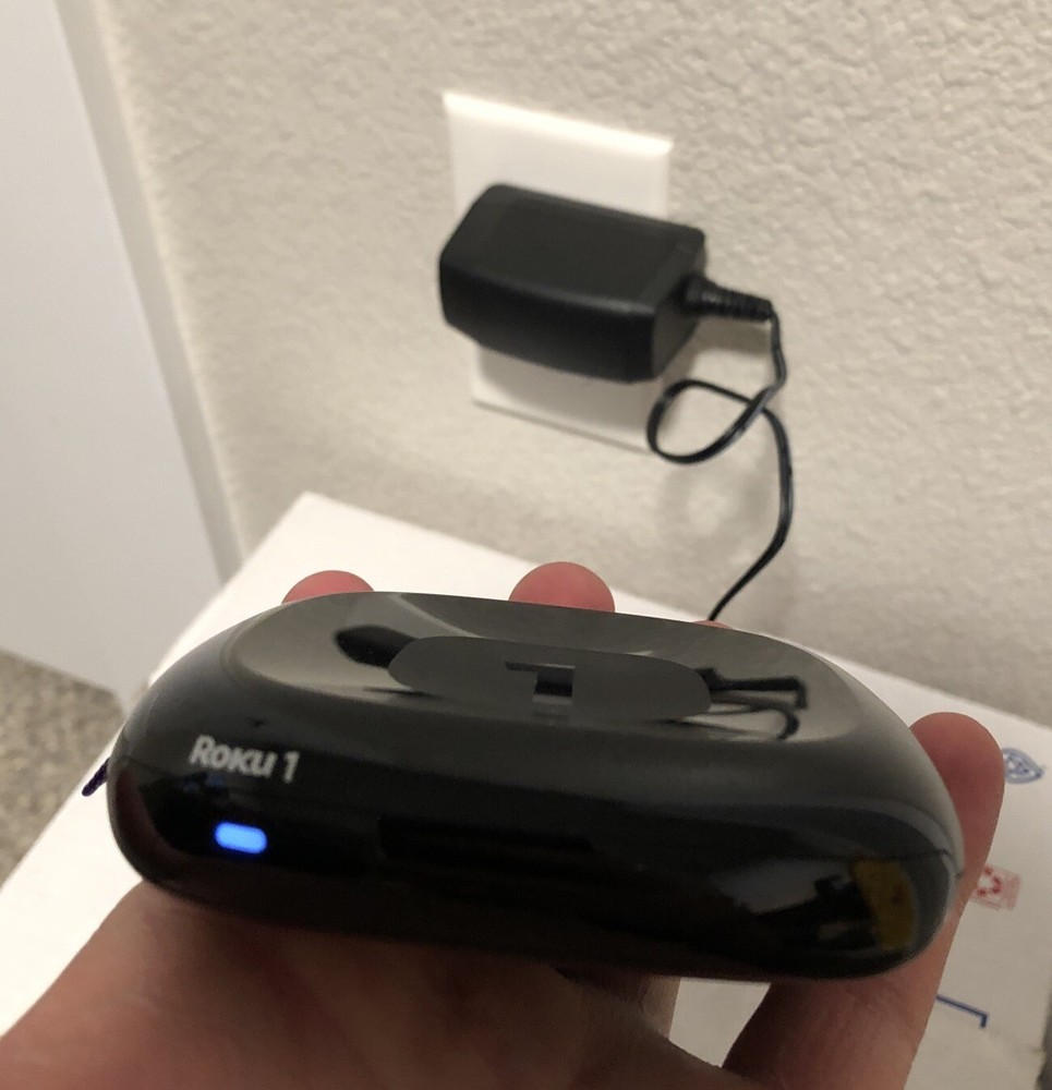 Roku 1 (3rd Generation) Media Streamer 2710X - Black