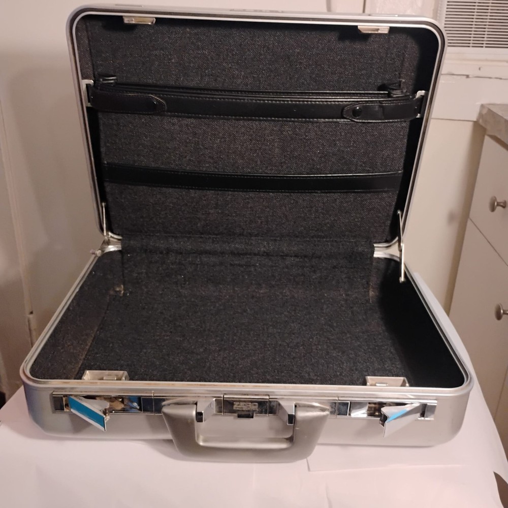 Vintage Zero Halliburton Aluminum Attache Briefcase