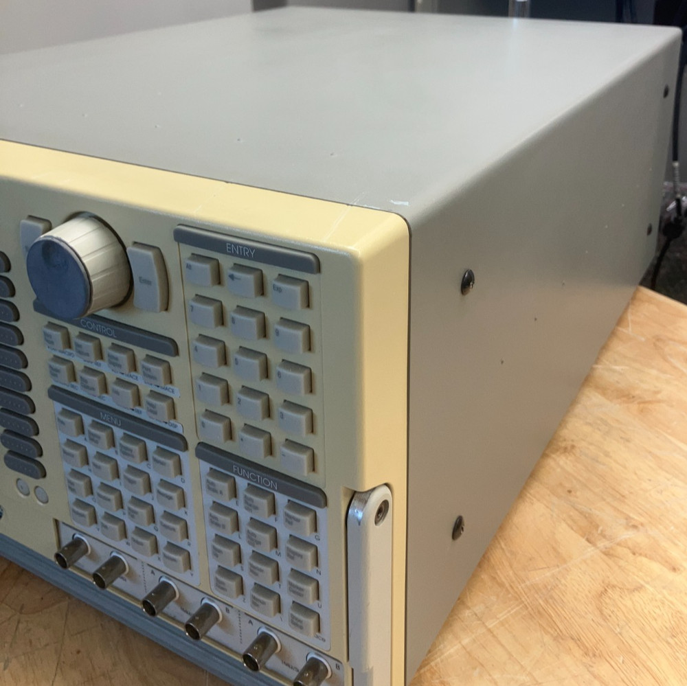 Stanford Research SR785 Two-Channel Dynamic Signal Analyzer